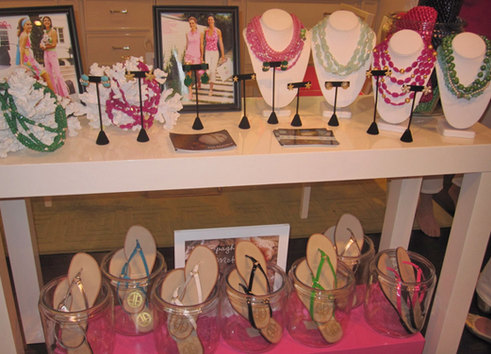 attraction-Shopping In Kep Souvenir Shop.jpg